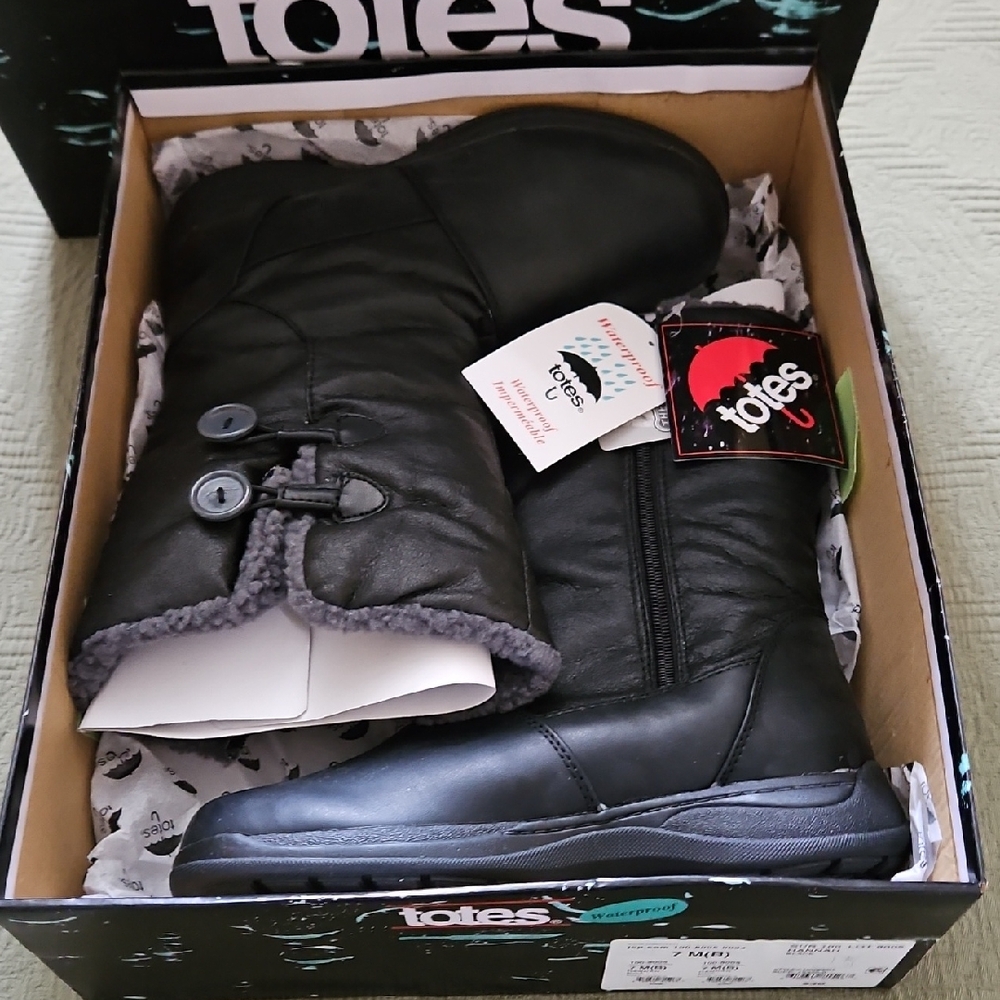 Totes Women's Black Lined Winter & Rain Boots Size 7